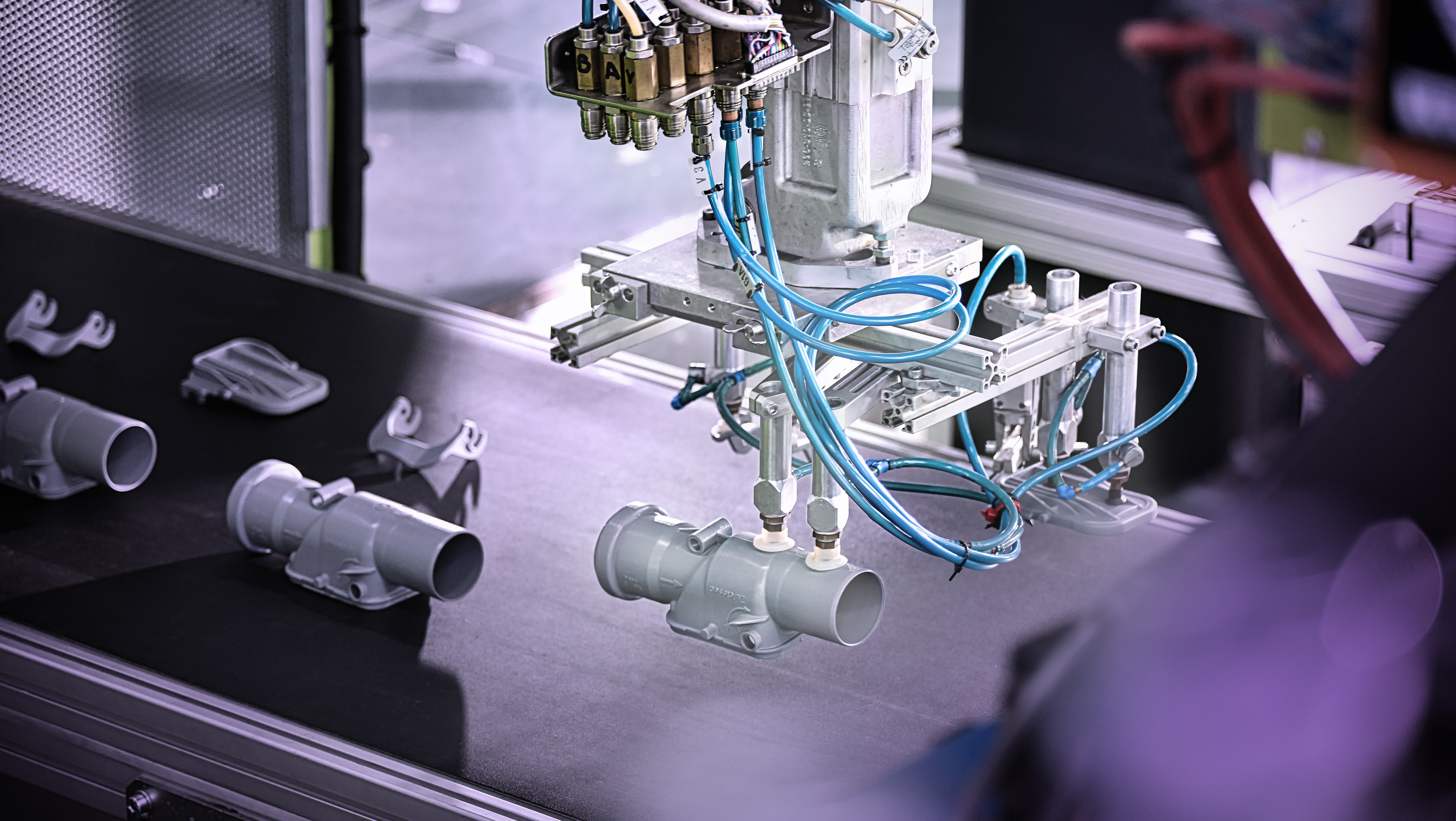 Höchste Herstellungsqualität von der Klein- bis zur Großserie Höchste Herstellungsqualität von der Klein- bis zur Großserie